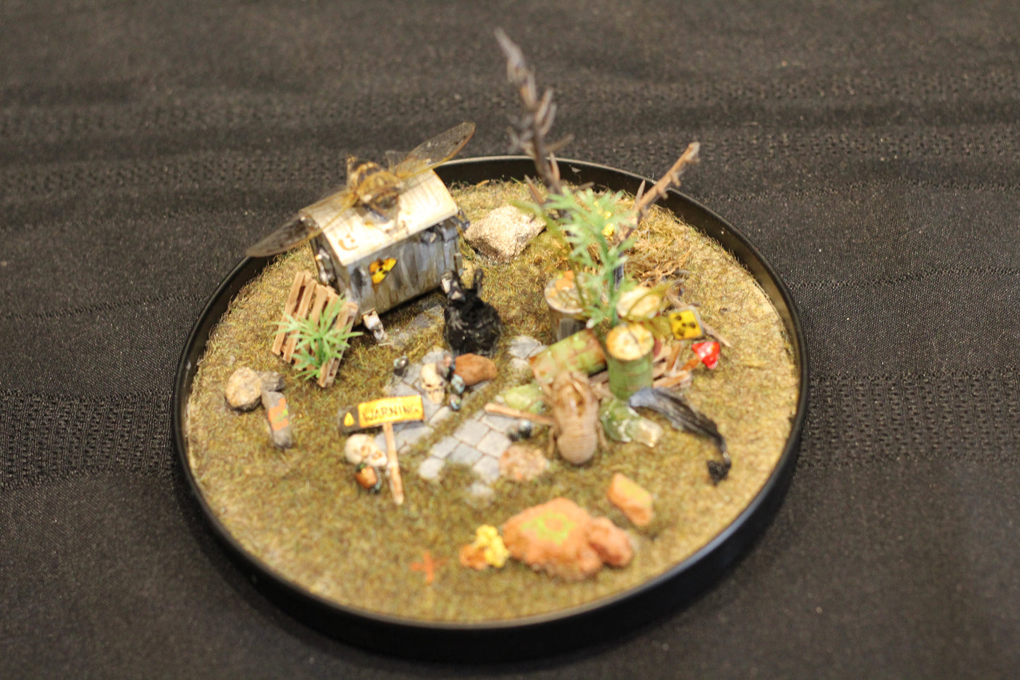 Cicadapocalypse Diorama